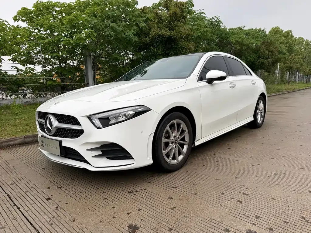 Mercedes-Benz A-Class — фото 1