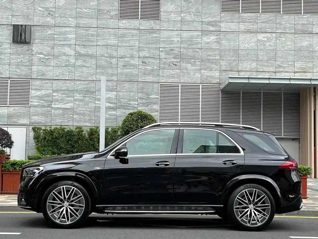 Mercedes-Benz GLE AMG — фото 2