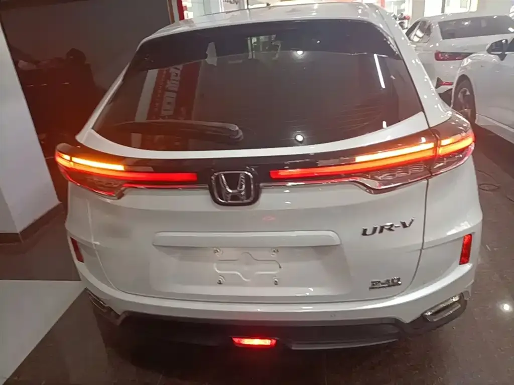 Honda UR-V — фото 10