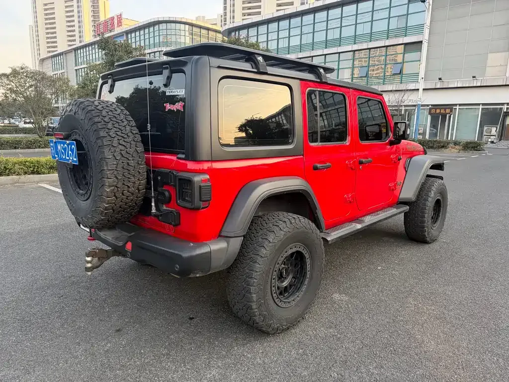 Jeep Wrangler — фото 3