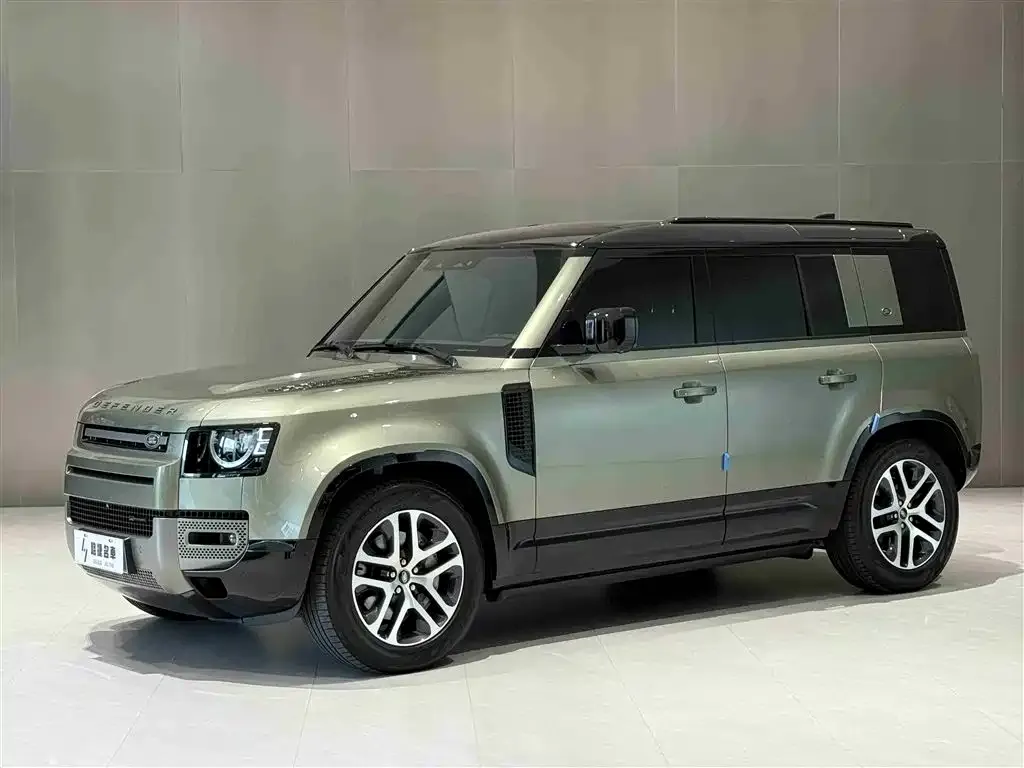 Land Rover Defender — фото 1