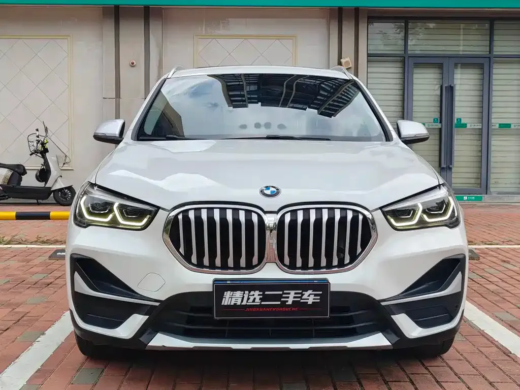 BMW X1 — фото 2