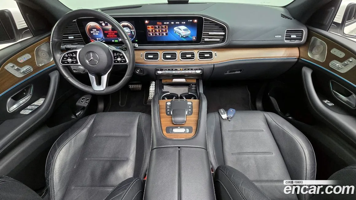 Mercedes-Benz GLE-Class — фото 10
