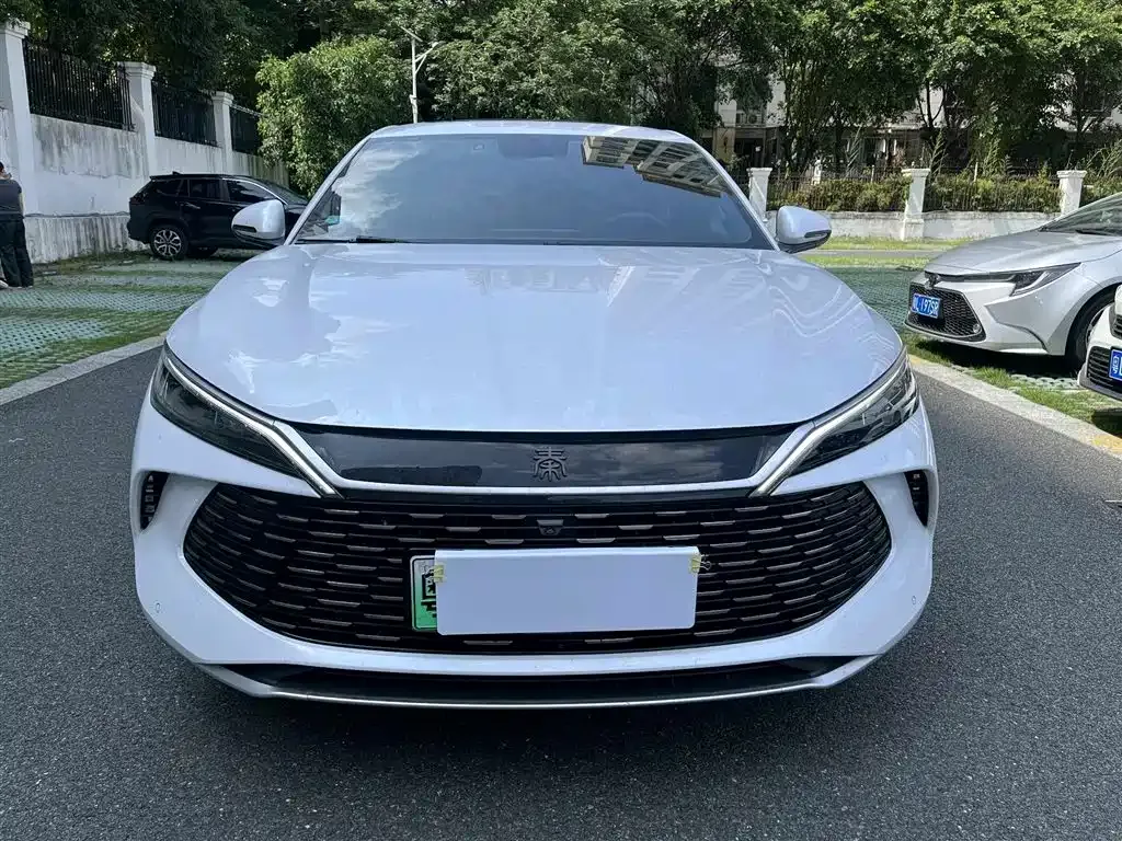 BYD Qin L — фото 9