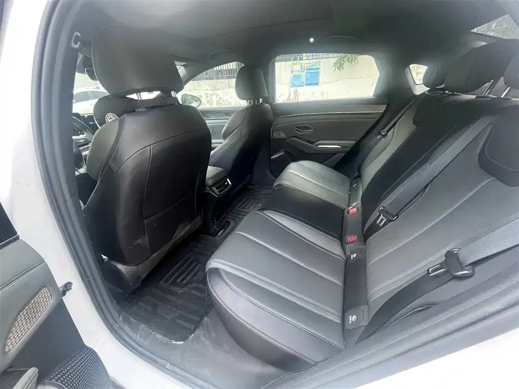 BYD Qin L — фото 4