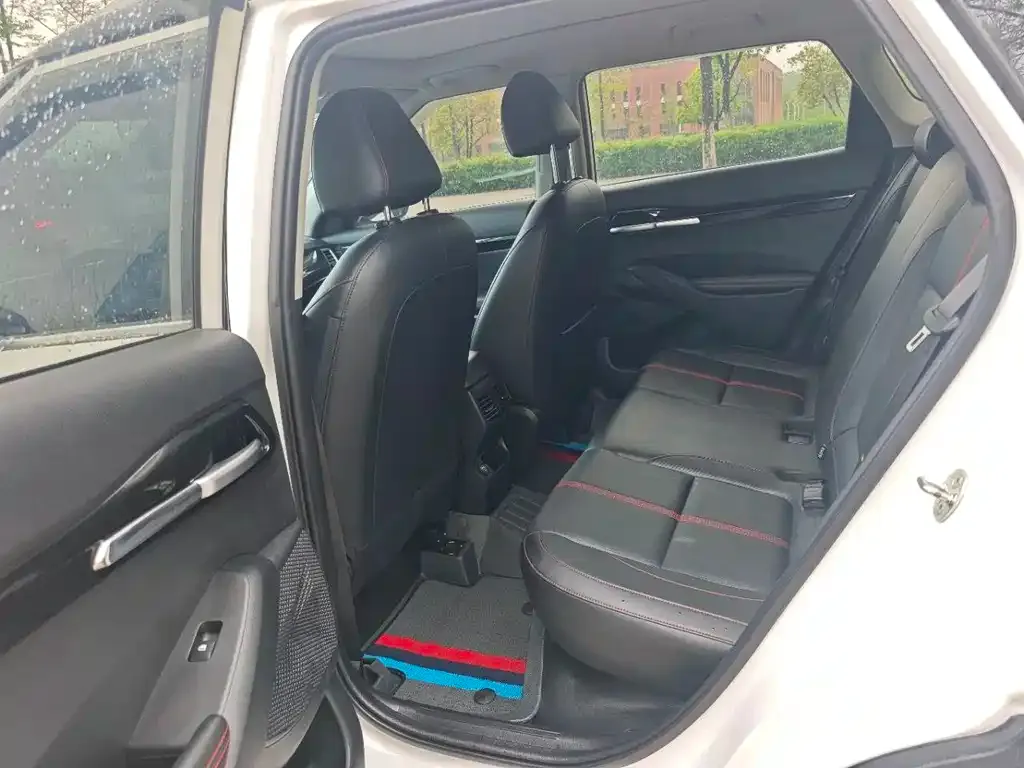 Kia KX3 — фото 3