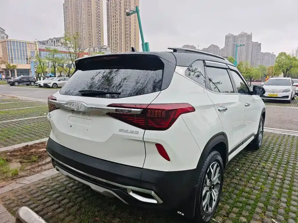Kia KX3 — фото 9