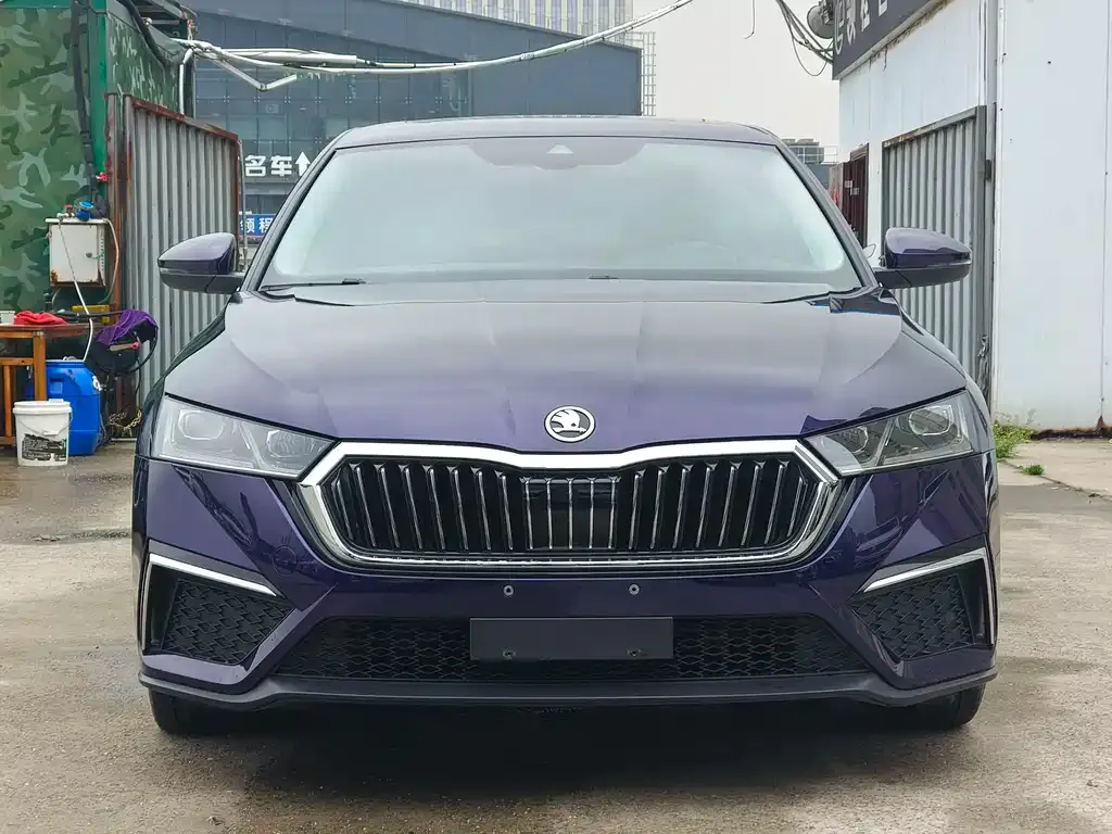 Skoda Octavia — фото 4