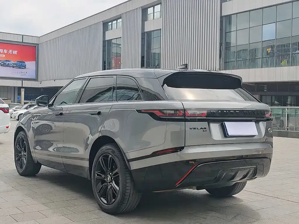 Land Rover Velar — фото 10