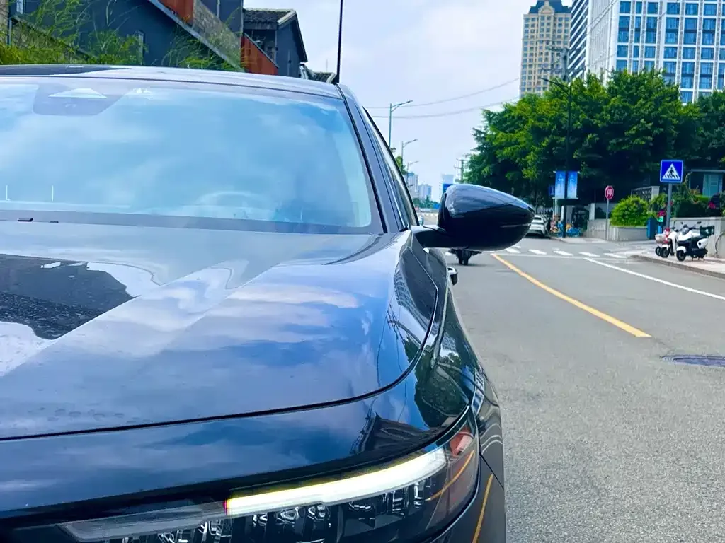 Honda Accord — фото 4
