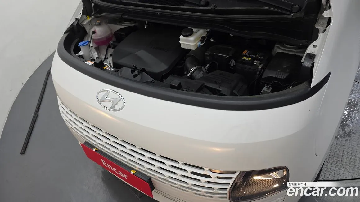 Hyundai Staria — фото 4