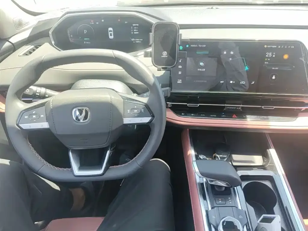 Changan CS55PLUS — фото 10