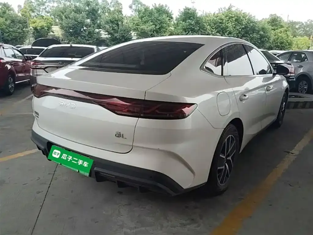 BYD Qin L — фото 8