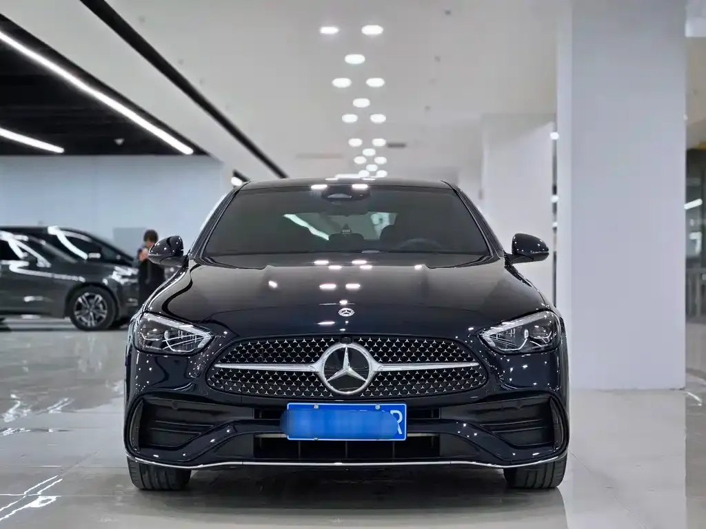 Mercedes-Benz C-Class — фото 6
