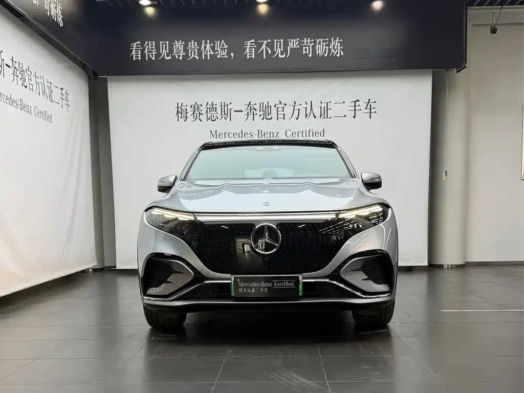 Mercedes-Benz EQS SUV — фото 6