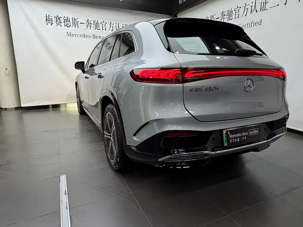 Mercedes-Benz EQS SUV — фото 8