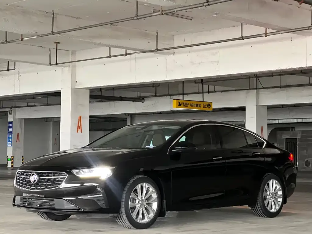 Buick Regal — фото 1