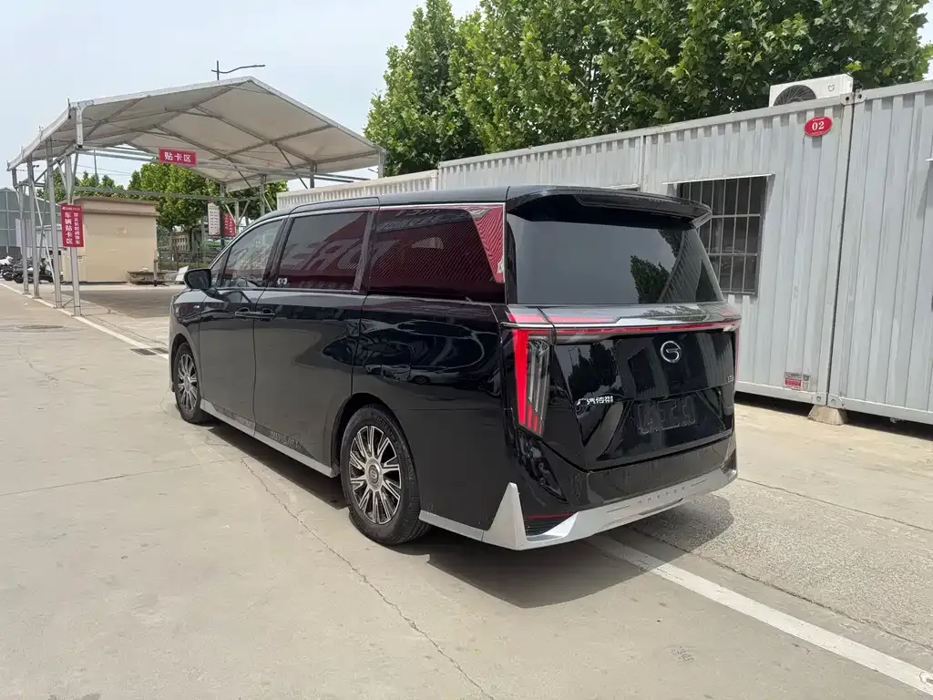 GAC Motor Trumpchi E9 — фото 3