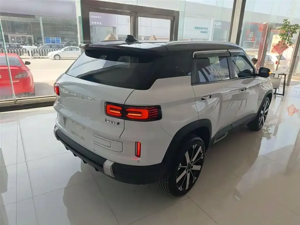 Geely Icon — фото 10