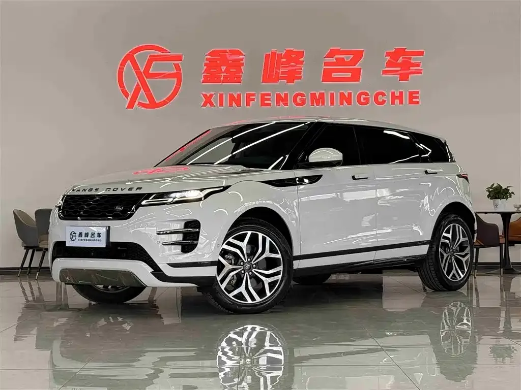 Land Rover Evoque — фото 1