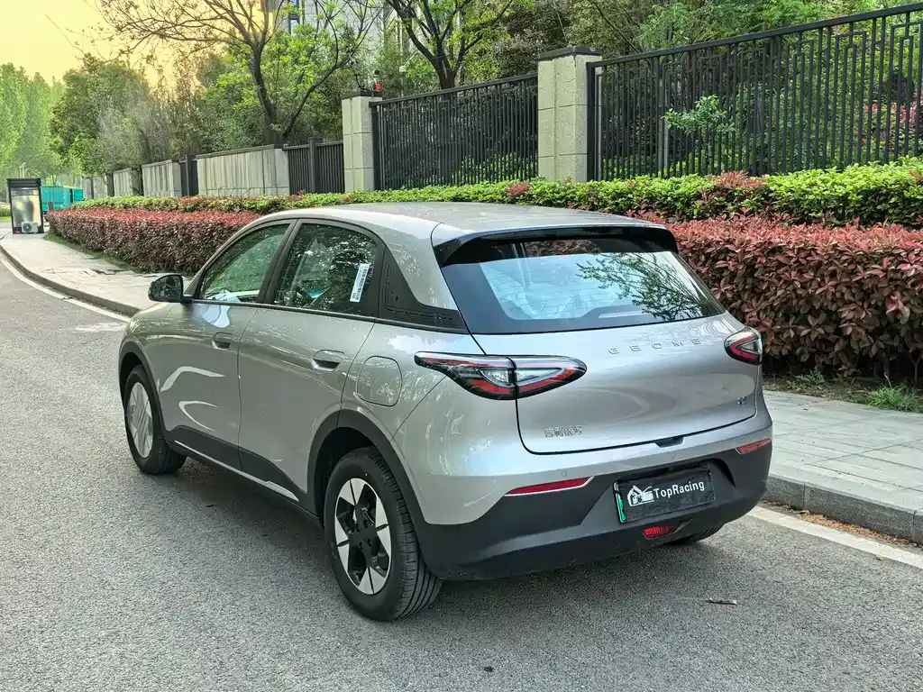 Geely Starburst — фото 9