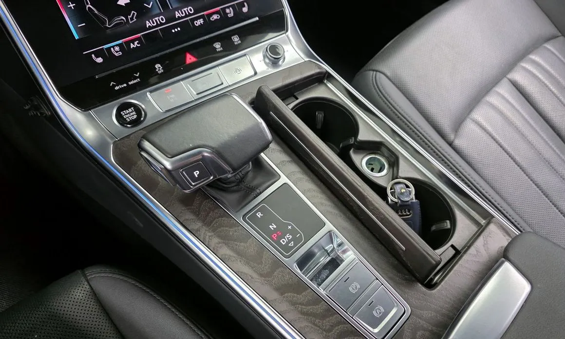 Audi A6 — фото 5