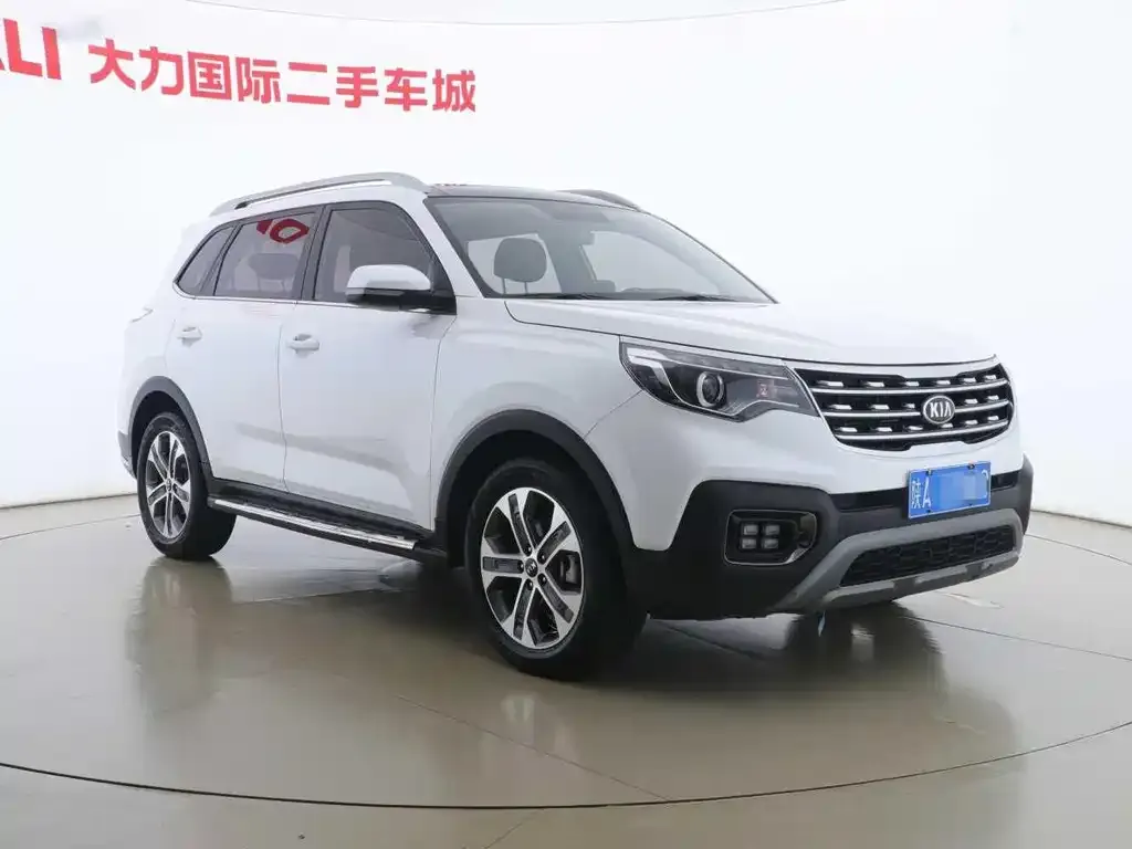 Kia Sportage — фото 6
