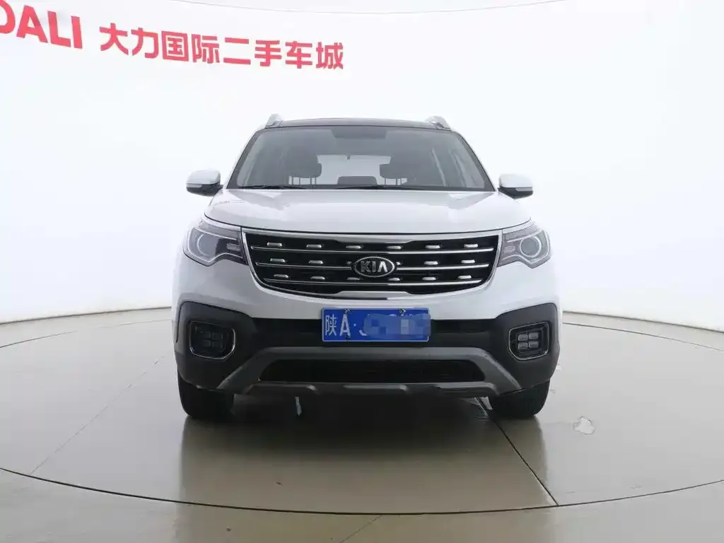 Kia Sportage — фото 7