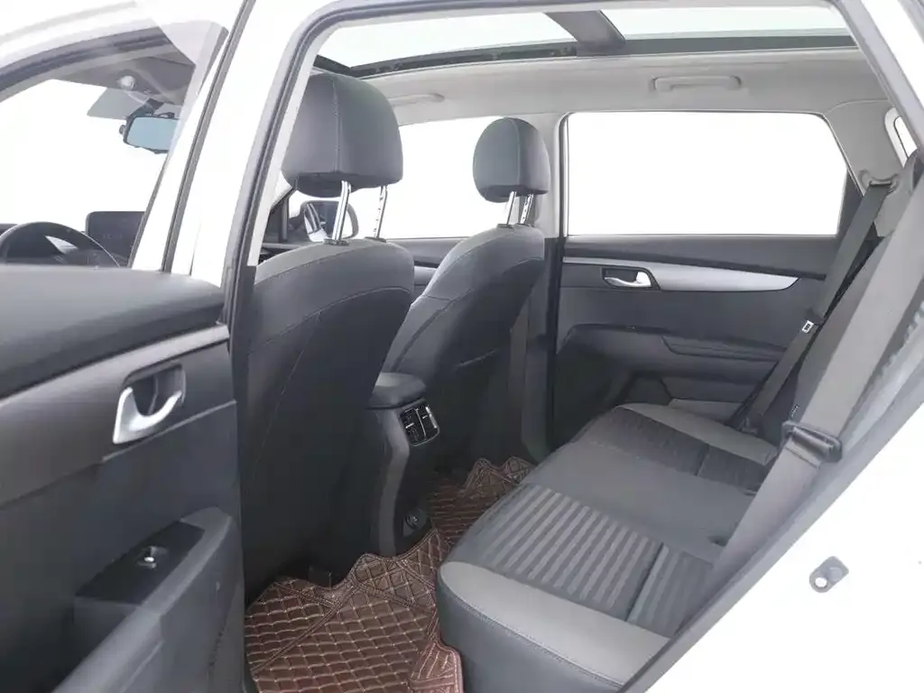 Kia Sportage — фото 4