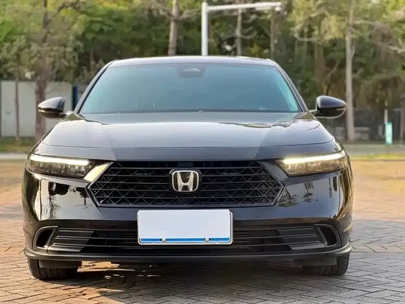 Honda Accord — фото 3