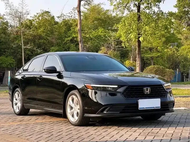 Honda Accord — фото 10