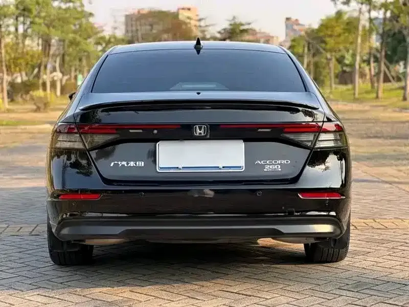 Honda Accord — фото 5