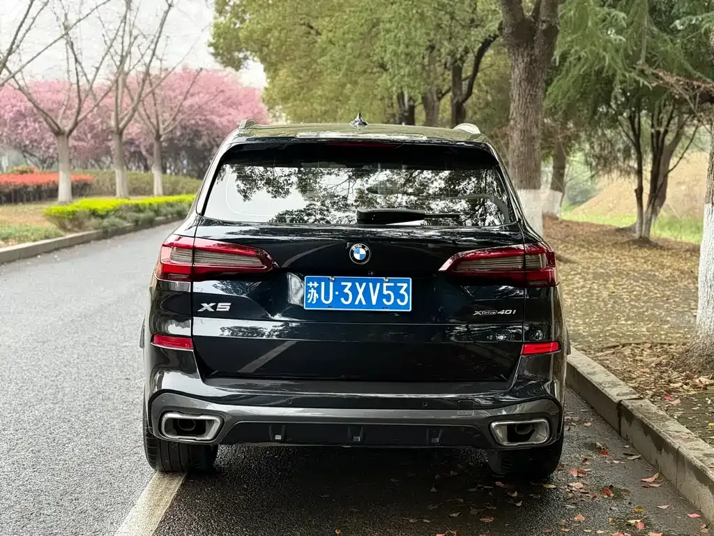 BMW X5 (Import) — фото 2