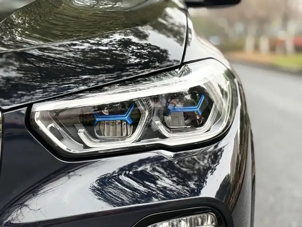BMW X5 (Import) — фото 7