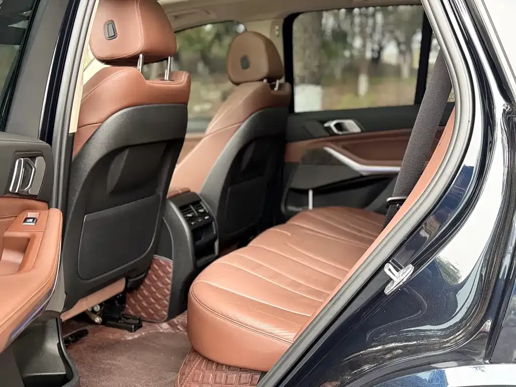BMW X5 (Import) — фото 10