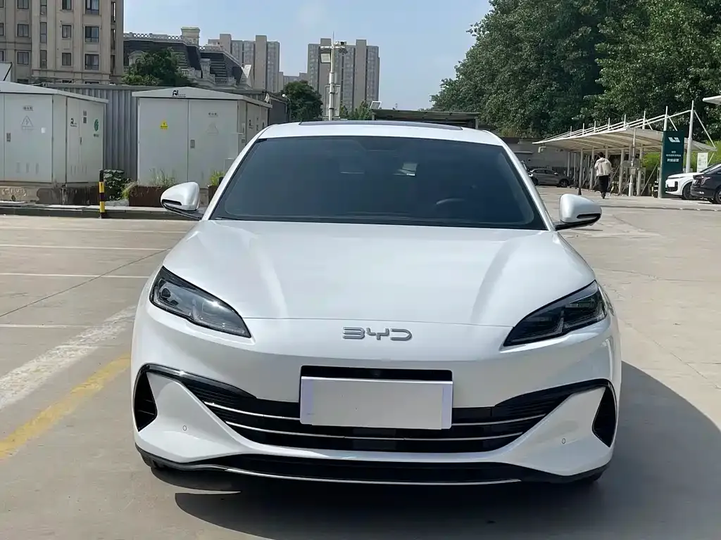 BYD Seal 06 — фото 10