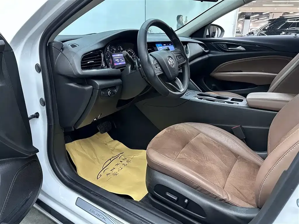 Buick Regal — фото 4