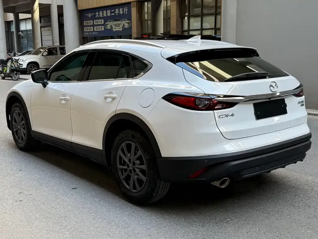 Mazda CX-4 — фото 6