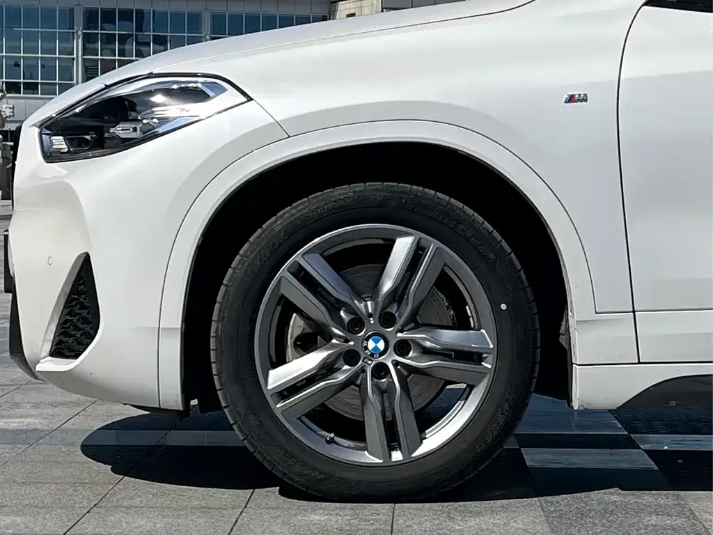 BMW X2 — фото 3