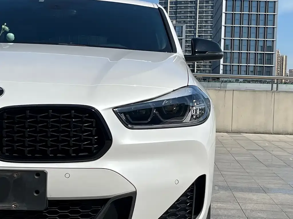 BMW X2 — фото 10