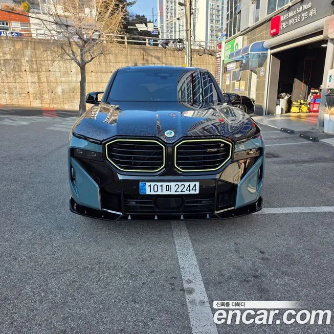 BMW XM — фото 10