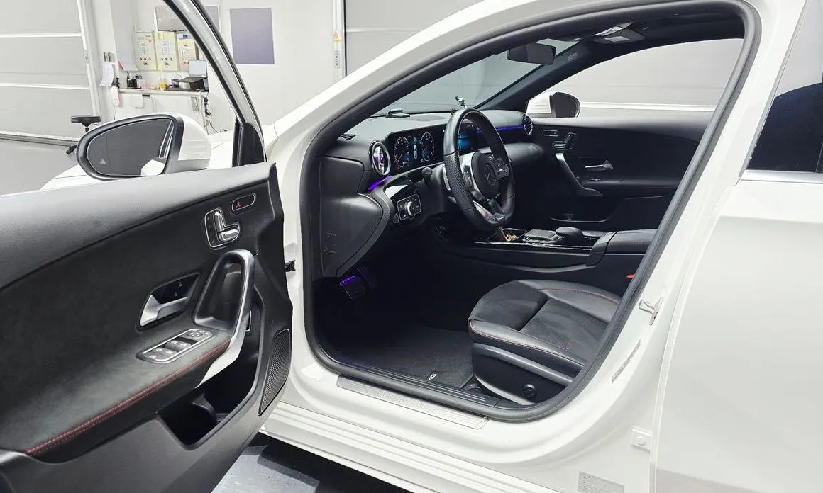 Mercedes-Benz A-Class — фото 10