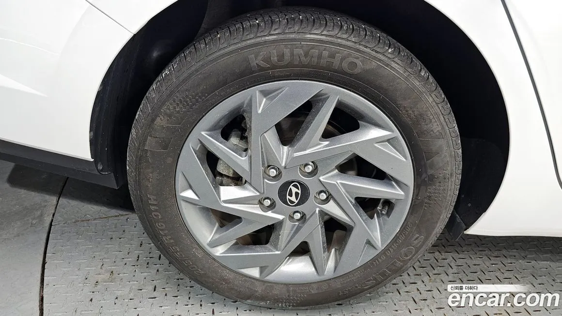 Hyundai AVANTE — фото 10