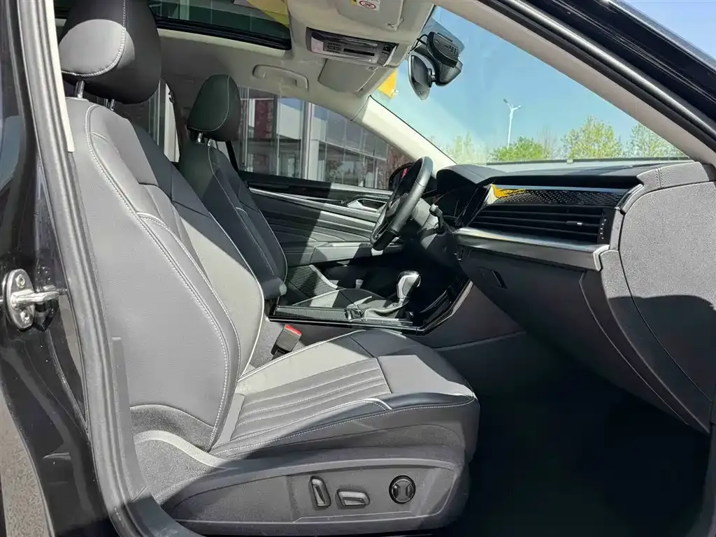 Volkswagen Passat — фото 2
