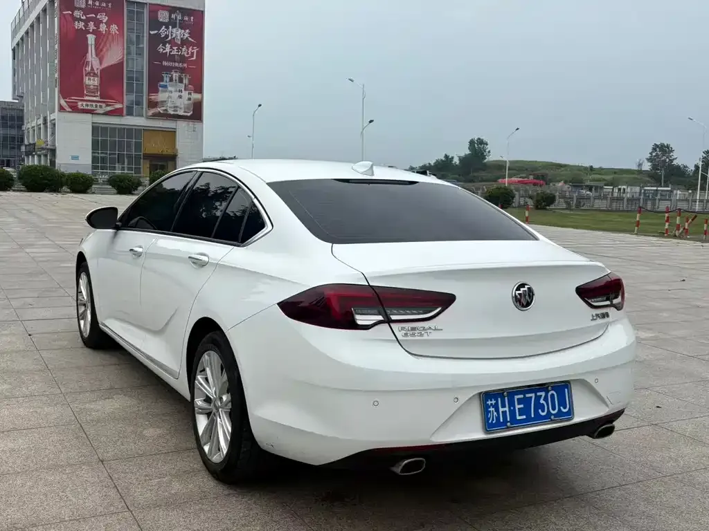 Buick Regal — фото 3