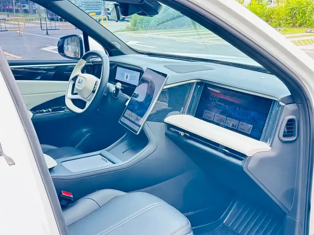 Geely Galaxy L7 — фото 9