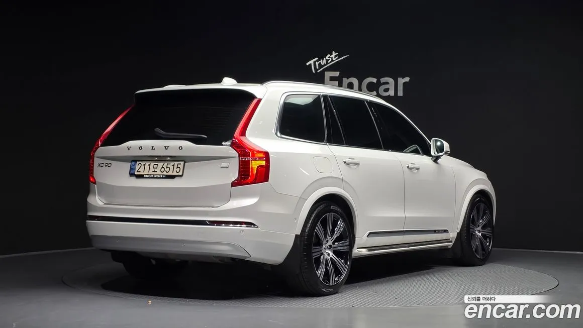Volvo XC90 — фото 2