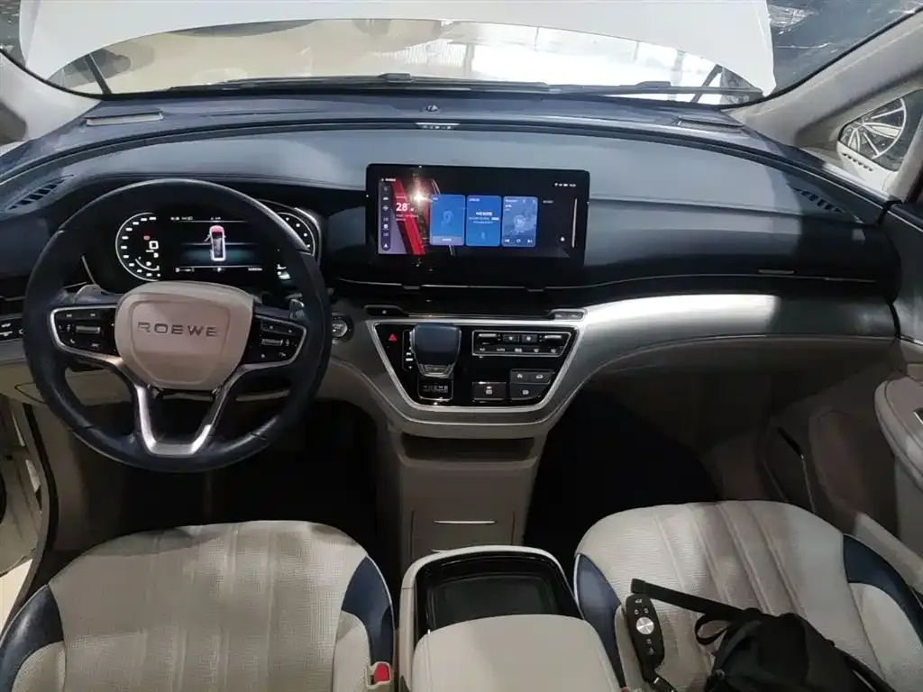 Roewe iMAX8 — фото 9