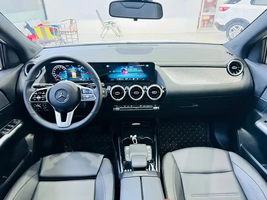 Mercedes-Benz GLA — фото 7