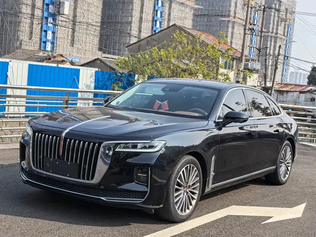 Hongqi H9 — фото 1